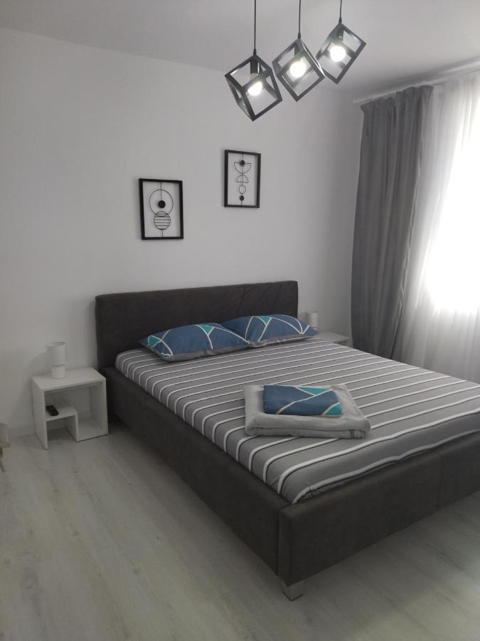 Apartament Max. Confort Tulcea Exterior foto
